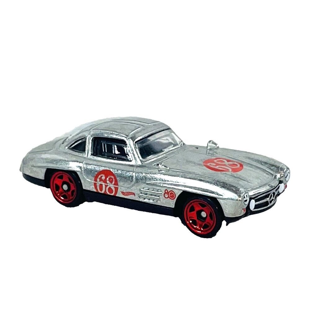 2025 Hot Wheels MERCEDES BENZ 300 SL ZAMAC Replay the Classics 80th Series NEW